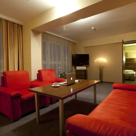 B&B Hotel Tychy 3* Тихи