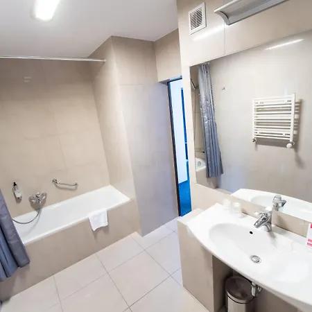 B&B Hotel Tychy Hotel