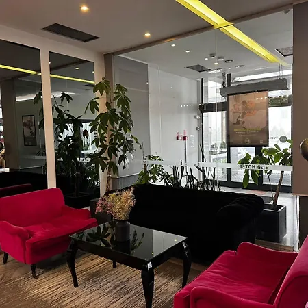 Hotel B&B Hotel Tychy 3*
