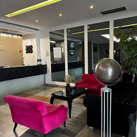 B&B Hotel Tychy Готель