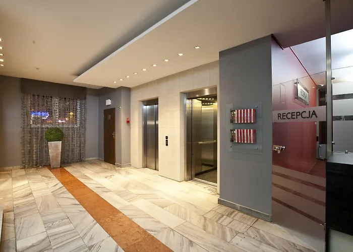 فندق B&B Hotel Tychy