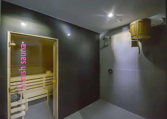 B&B Hotel Tychy فندق 3*